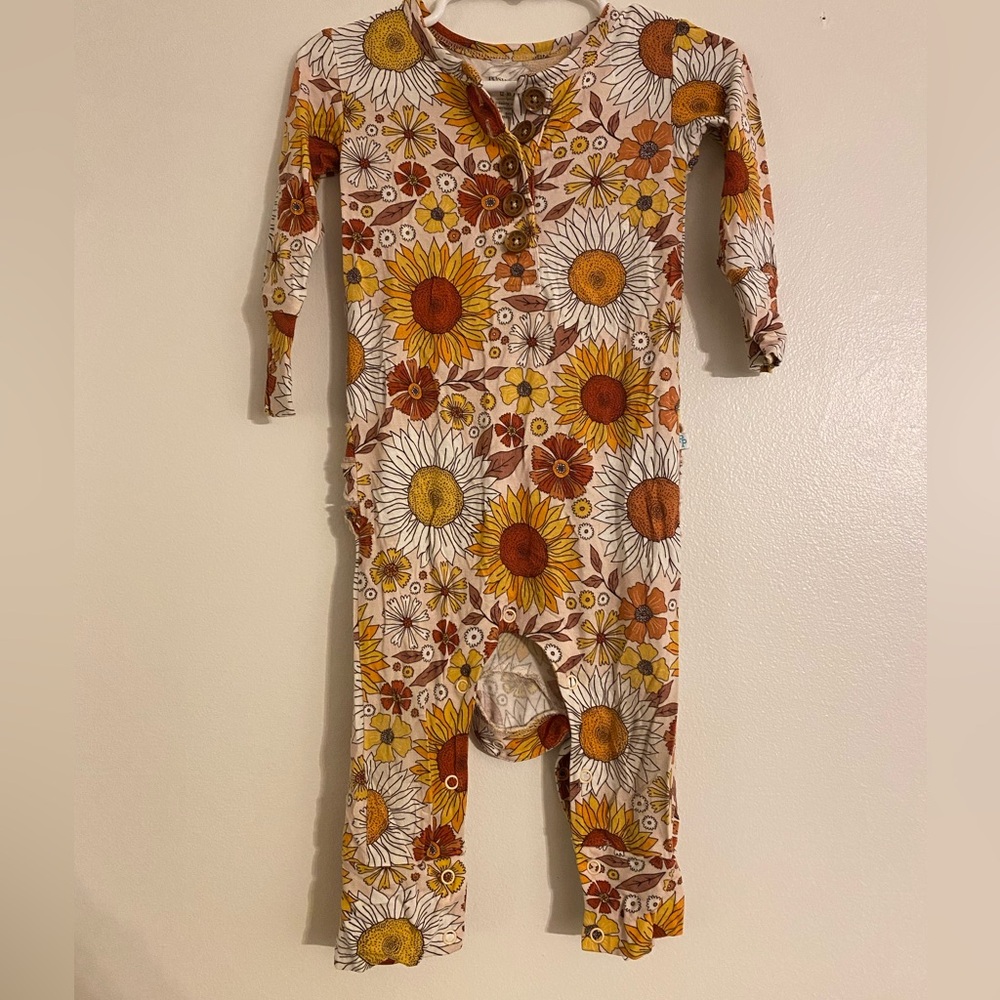 Posh Peanut "Goldie" Sunflower Print Bamboo Pajamas